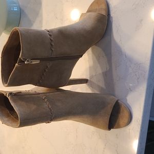Vince Camuto Booties